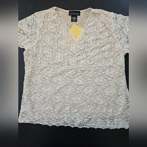 NWT - Lace "Dialogue" Creamy White Top - Size 1X